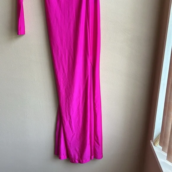 Fashion Nova Women’s Pink Dress Sz XS Cutout One Shoulder ST2125 - Picture 4 of 4